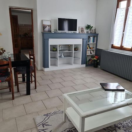 Maison Verrieres  Extérieur photo